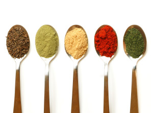 spices-spoons